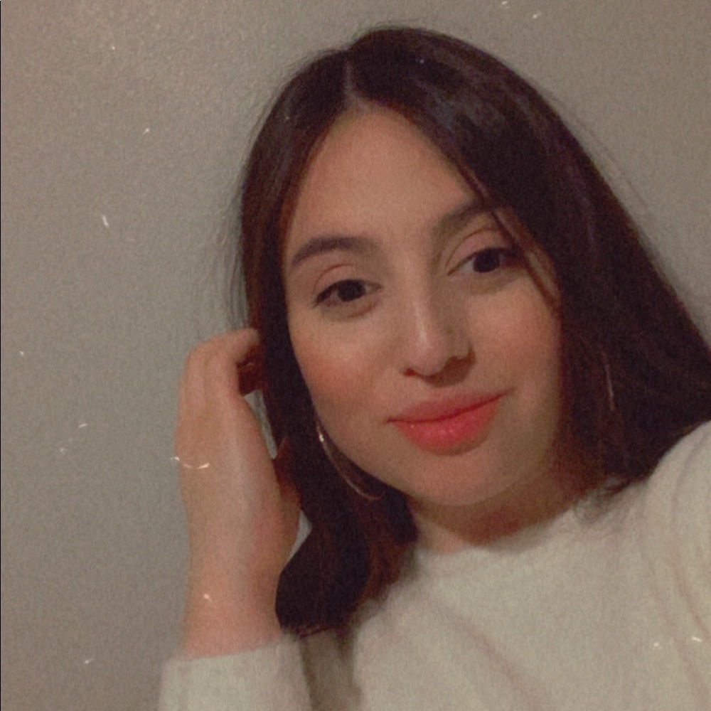 Meet your Posher, Laura